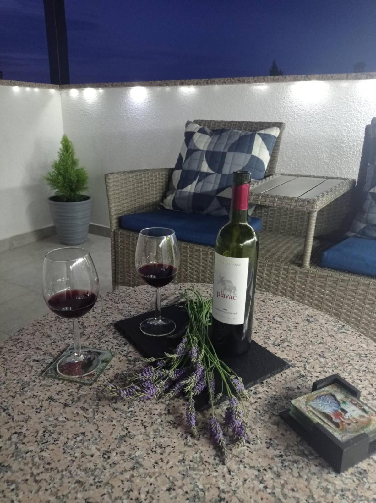 רוביני Studio Apartman Sky מראה חיצוני תמונה